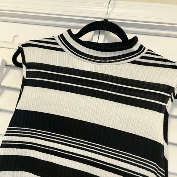 Ellen Weaver Black and White Stripe Mock Neck Dress Size XL - Picture 3 of 5